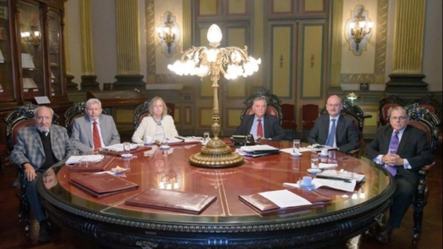 Acorralada por la suciedad, la Suprema Corte gastará 1.5 millones en eliminar ratas