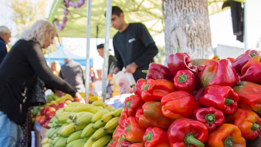 Inflación: Provincia invertirá 13 millones en el programa “El Mercado en tu Barrio”