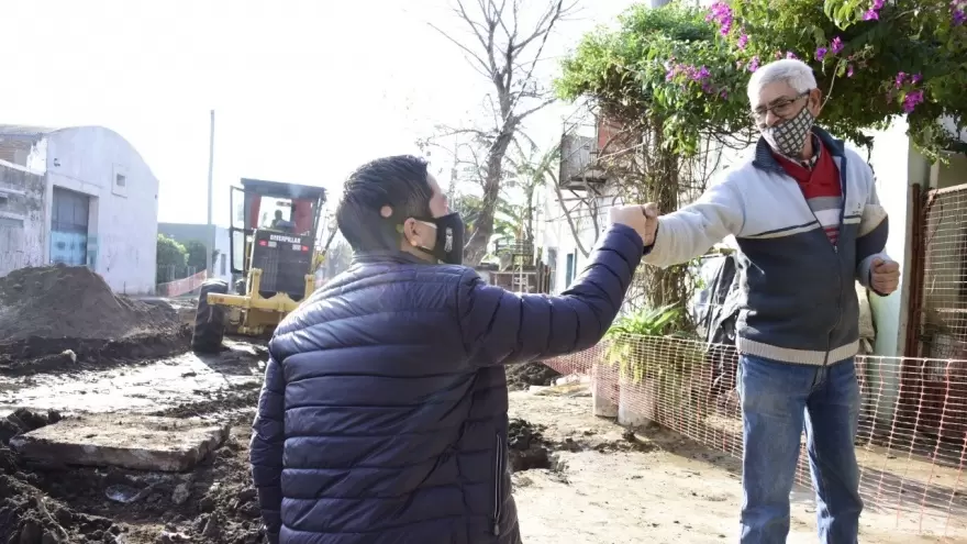 Malvinas Argentinas: Obras de pavimentación en la calle Coronel Juan de San Martín