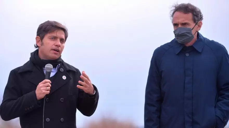 Video: Axel Kicillof fue recibido a los piedrazos en Lincoln
