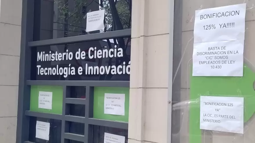 Trabajadores científicos bonaerenses denuncian “discriminación salarial” por no cobrar una bonificación