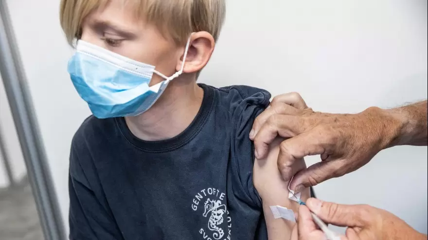 Ómicron: “Debemos resguardar a los grupos vulnerables y a los menores de tres años que están sin vacunar”