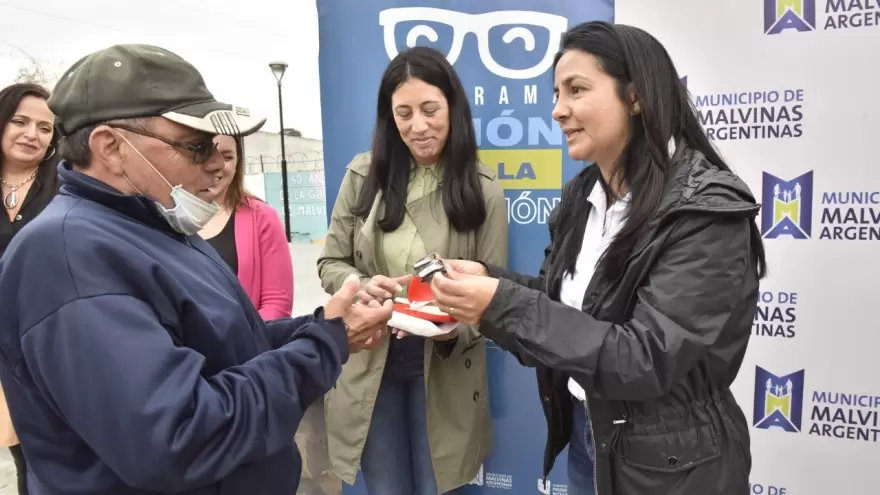 Malvinas Argentinas: Se entregaron más de 650 lentes del programa “Visión para la Inclusión”