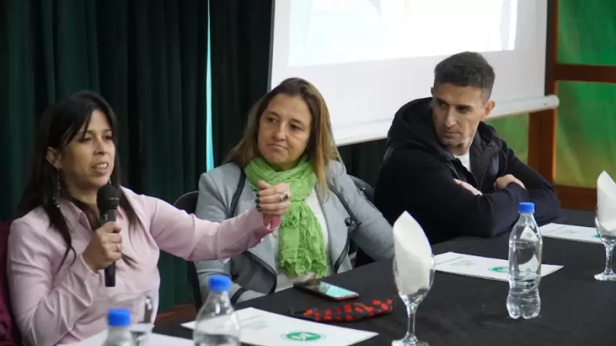 Karina Menéndez: “Queremos que el país salga adelante”