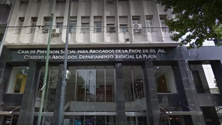 Denuncian por “caranchos” a reconocidos letrados de la ciudad de La Plata