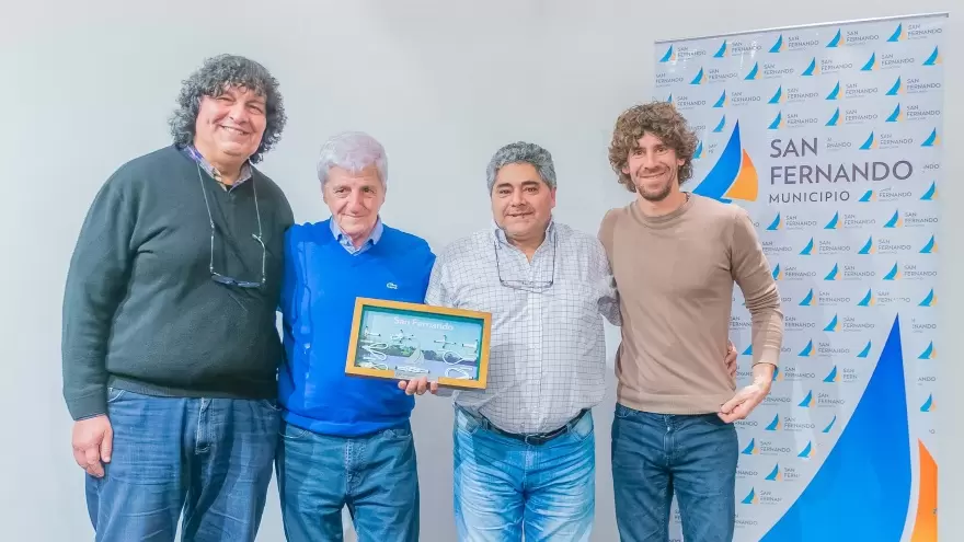 Juan Andreotti celebró el Día del Fomentista y otorgó un subsidio a las instituciones de San Fernando