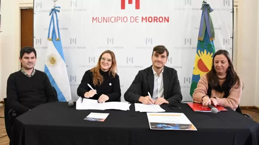 Morón y la provincia firmaron un convenio para impulsar oficios en el distrito