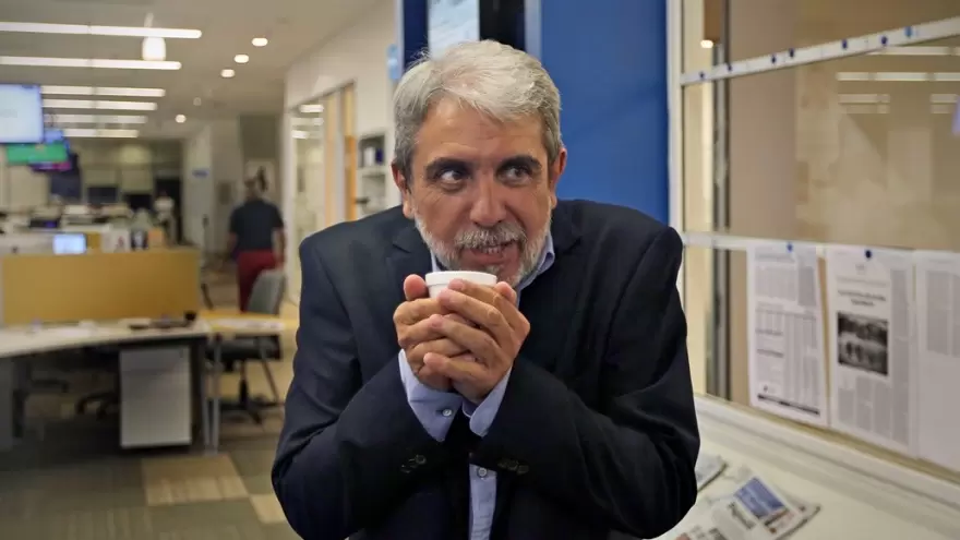 Con la crisis a cuestas, Aníbal Fernández se despachó con un gasto de 13 millones en cafetería