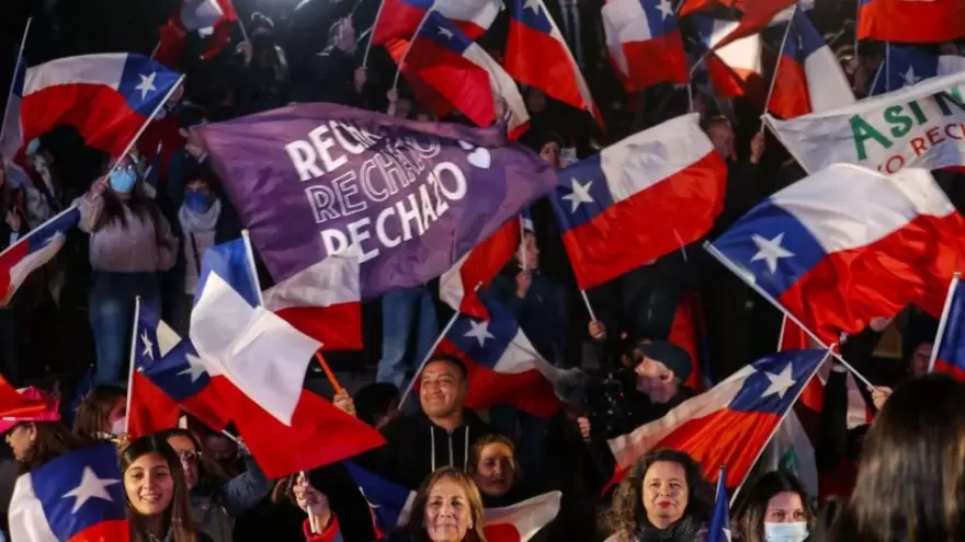 Continúa la repercusión por la constitución en Chile: “El pueblo votó por miedo”