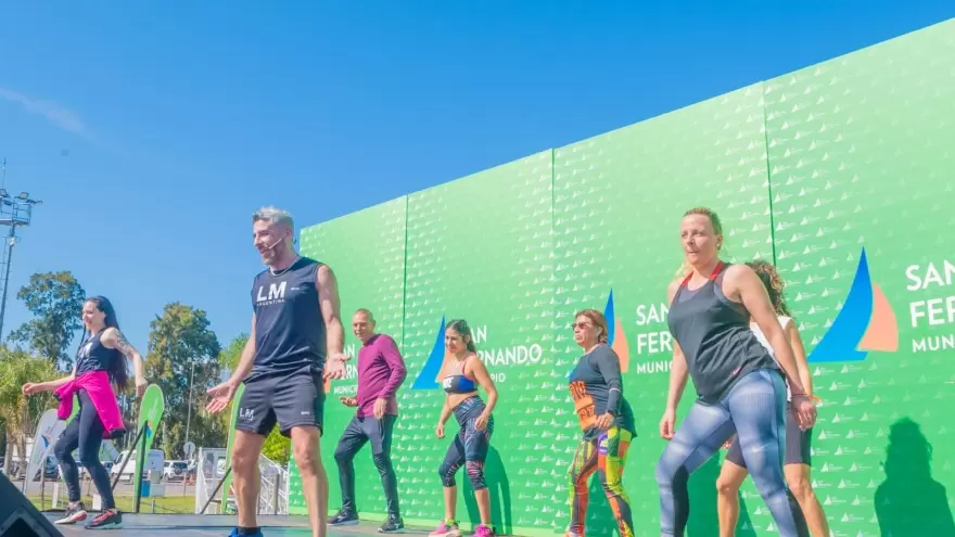 Una multitud entrenó en San Fernando con "Les Mills", el grupo fitness N°1 del mundo