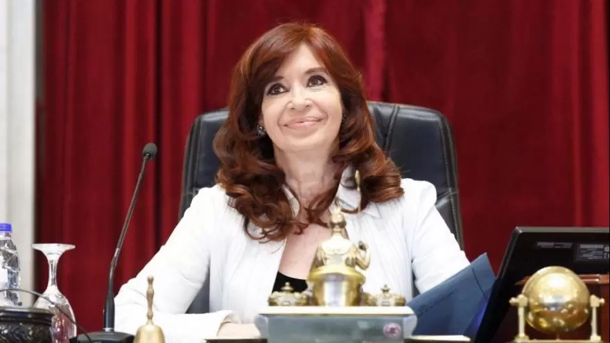 Fiesta de viajes al exterior en el Senado de la Nación, de la mano de CFK