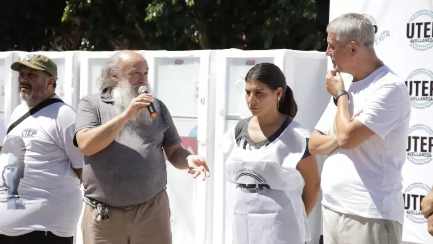 Con fondos públicos, Jorge Ferraresi le regaló heladeras a militantes de Emilio Pérsico