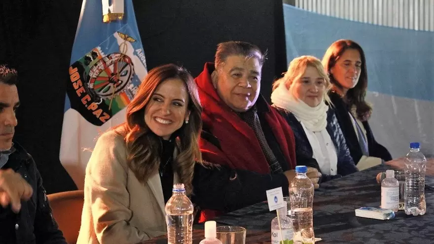 Mario Ishii y Tolosa Paz entregaron herramientas a emprendedores de José C. Paz