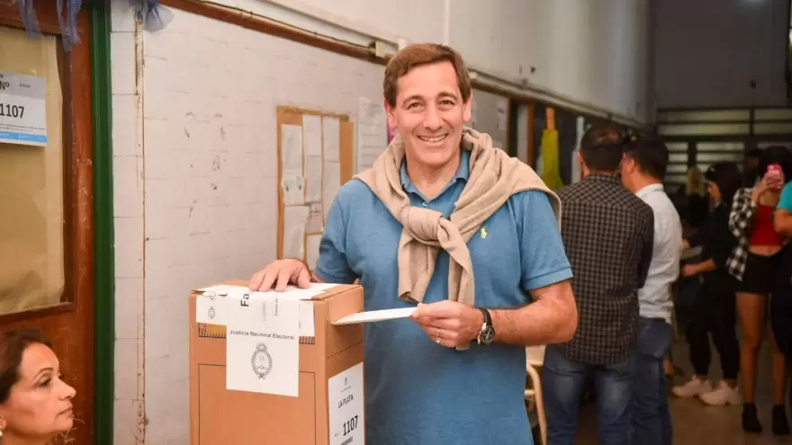 Votó Julio Garro: “Esta es una gran oportunidad para nuestra ciudad”
