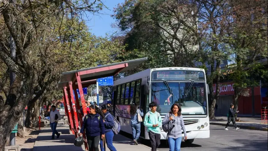 Jujuy: Tensión por el conflico del transporte y la falta de mejores salarios