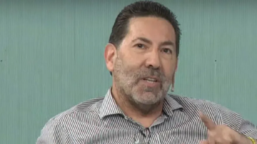 Gastón Alberdi: “Javier Milei es un farsante, un conservador de la década infame de 1930”