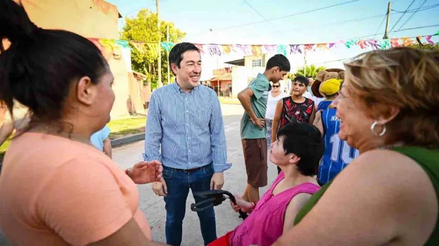 Leo Nardini inauguró nuevas obras de pavimentación en Malvinas Argentinas y destacó la inversión municipal en obra pública