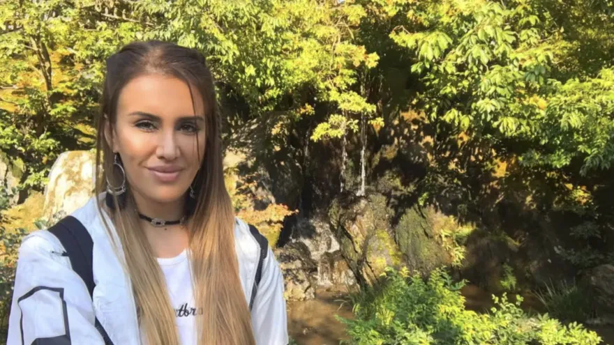 Revictimización: La denunciante de Fernando Espinoza pidió ayuda y terminó esposada por la Policía de la Ciudad