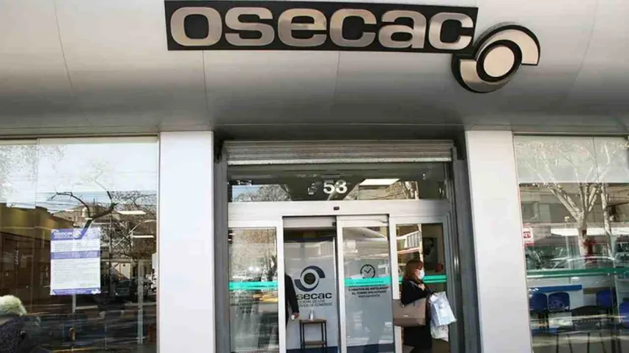 Se desprendió parte del techo en un centro de OSECAC en Palermo