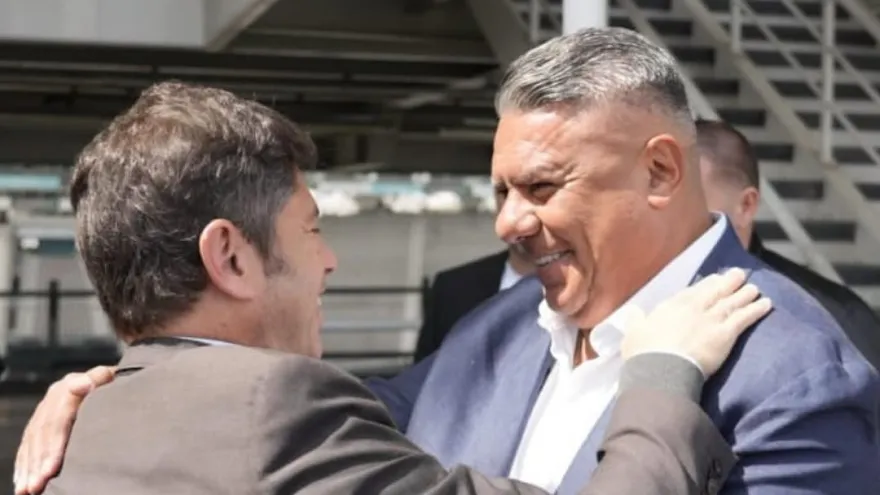 Axel Kicillof le financió un tinglado de 1.600 m² al club auspiciado por Sur Finanzas y vinculado al "Chiqui" Tapia