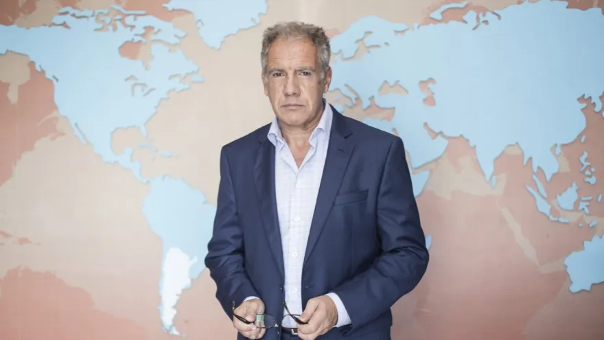 Infobae borró una investigación sobre Indra y la venta de armas a la dictadura más longeva del mundo