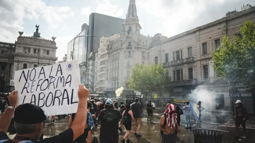 Represión en el Congreso: “Contamos al menos 562 personas que asistimos afectadas por postas de goma”