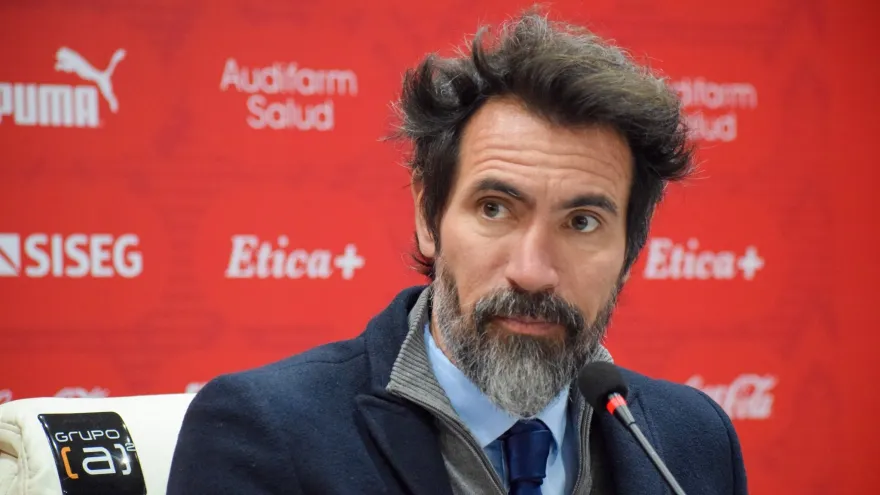 Sorpresa en UNO: Eduardo Domínguez abandona Estudiantes para irse a un equipo medio de Brasil