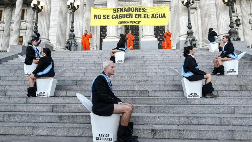 Greenpeace y la reforma a la ley de Glaciares: "No hay desarrollo posible si ponemos en riesgo el agua"