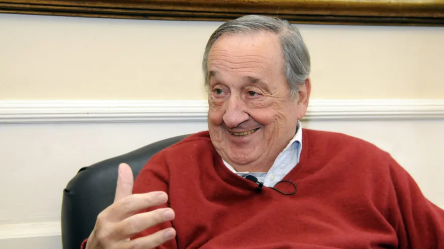 Miguel Ángel Lunghi en la lupa por el destino de 175 mil m² de adoquinado histórico