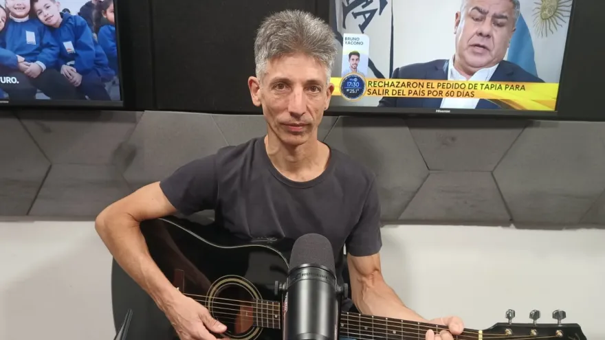 Federico Moura llega a La Plata con un tributo a Virus: “El teatro Bar es como mi casa”