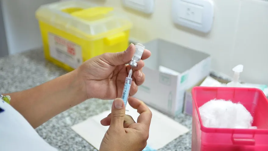 “Nunca se investigó ninguna vacuna del calendario”