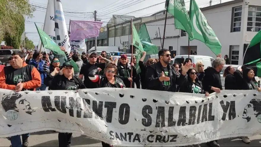 Crisis económica en Santa Cruz: “Hay cientos de desempleados y gente con hambre”