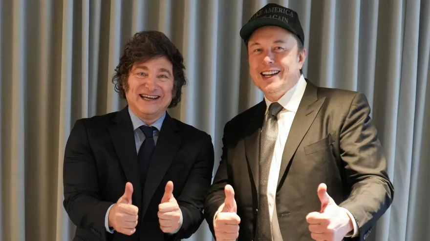 YPF: Grok contradijo al gobierno y expuso su versión del fallo