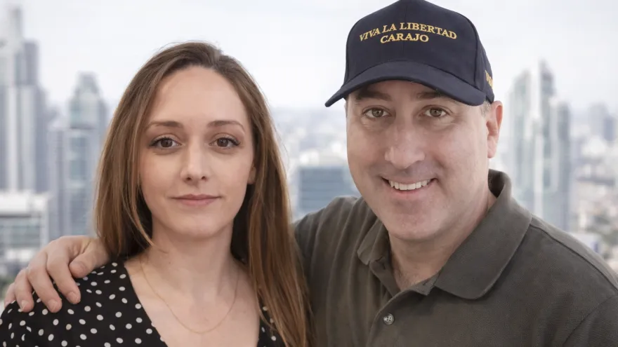 Tras el escándalo ANDIS, la esposa de Fernando Cerimedo creó una empresa minera