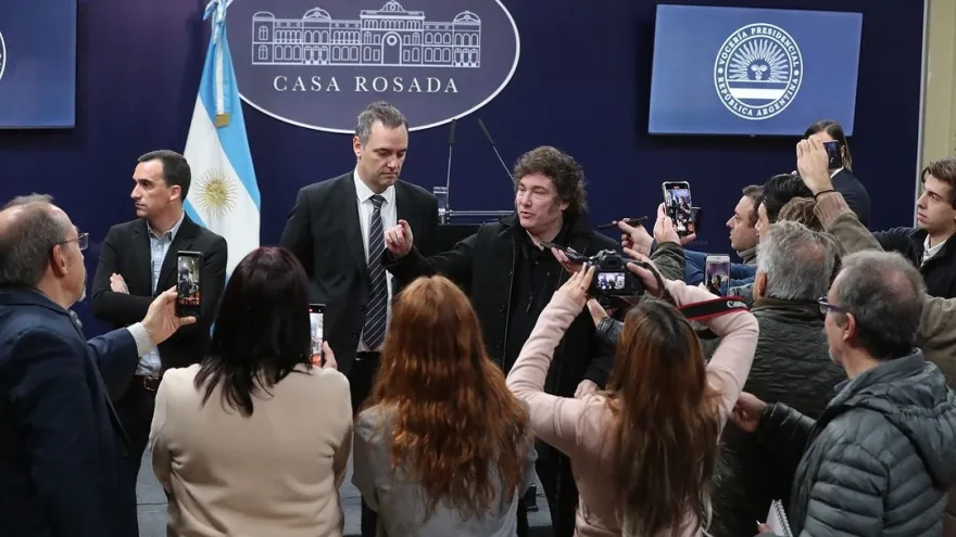 Periodismo selectivo: "Sin acceso a todas las voces, no hay democracia plena"