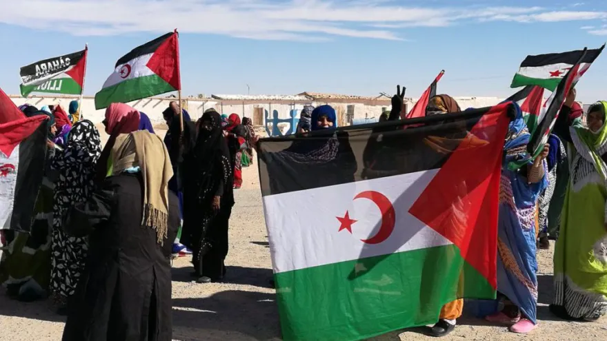 Nacer bajo las bombas y resistir medio siglo: La República Saharaui se niega a ser borrada