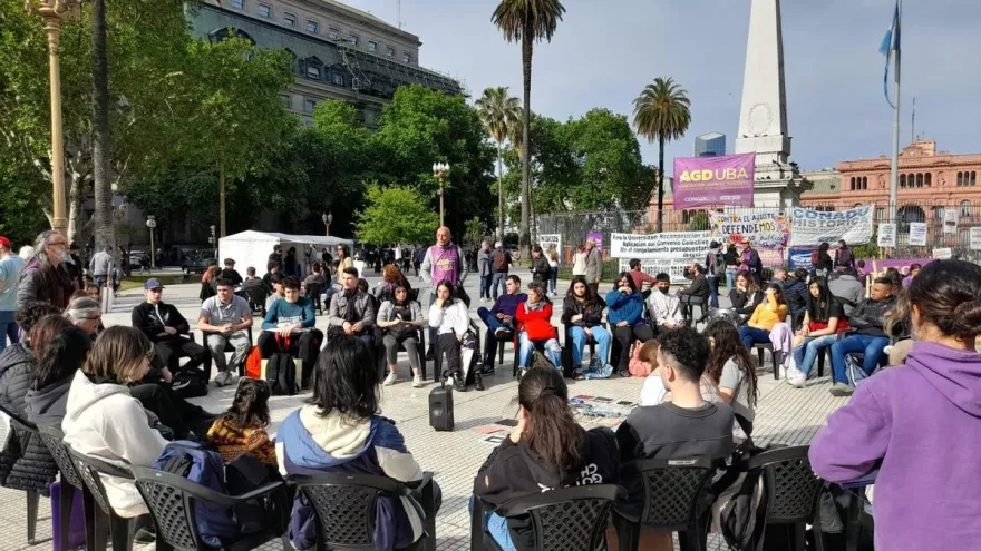 Clases públicas en la UBA antes de la Marcha Federal Universitaria