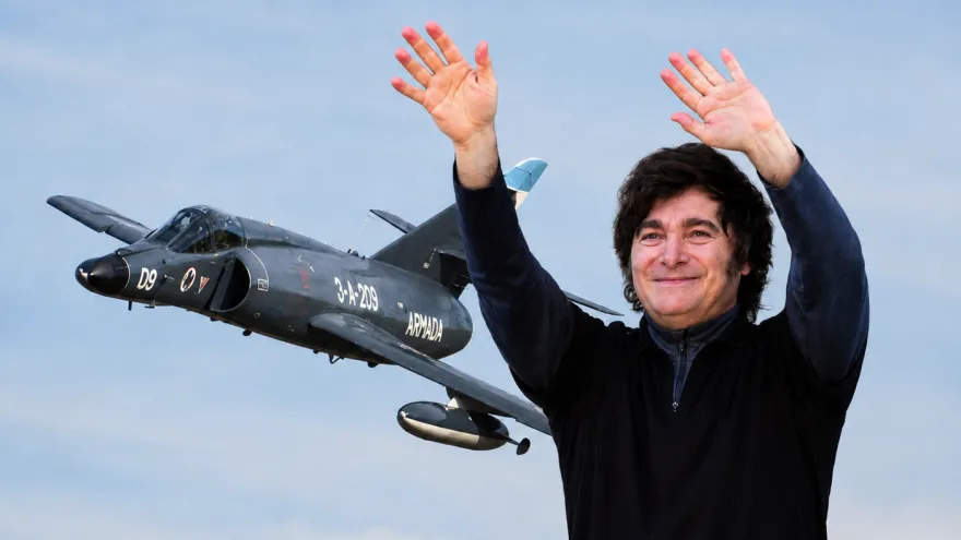 Improvisación: El adiós de la Armada Argentina a los cazas Super Etendard