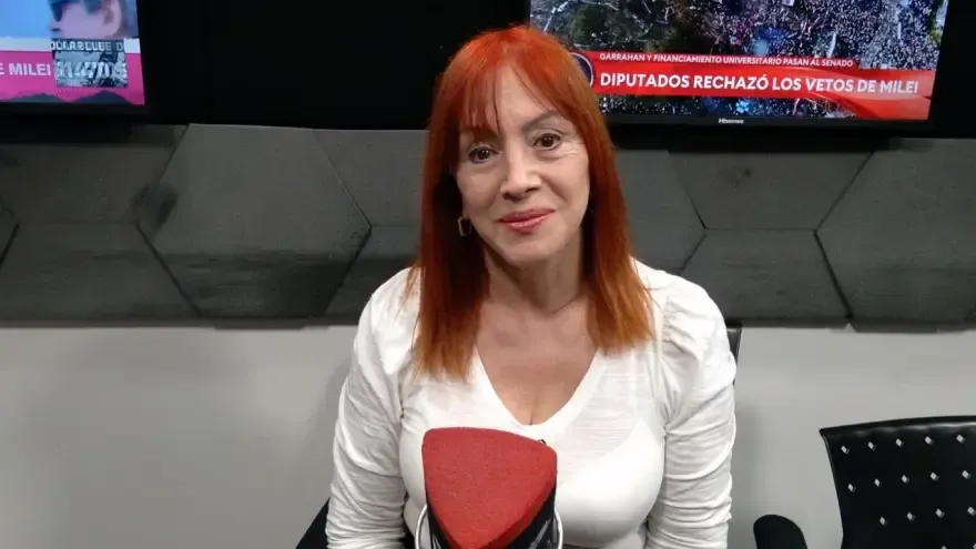Tarot a CFK: “Parece que no está haciendo nada, pero está armando algo”