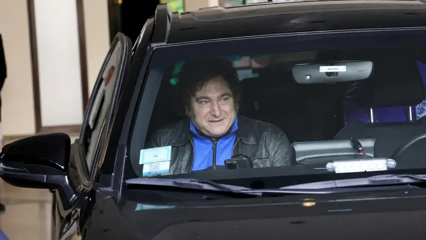 Javier Milei entregó 1.800 km de rutas a UTE vinculada a causas de corrupción