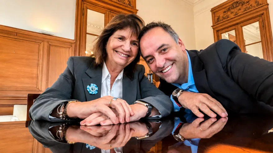 El círculo rojo y Mauricio Macri ya diseñan la transición sin Javier Milei
