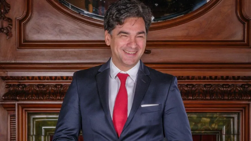 Nazareno Etchepare: "La reina Karina manda en el gabinete y Javier solo tuitea"