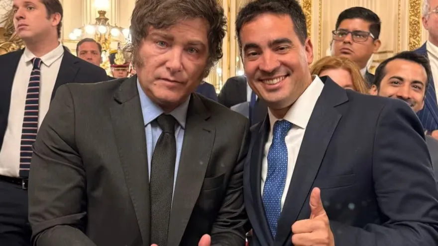Milei le quita la vocería presidencial a Adorni y designa a Adrián Ravier
