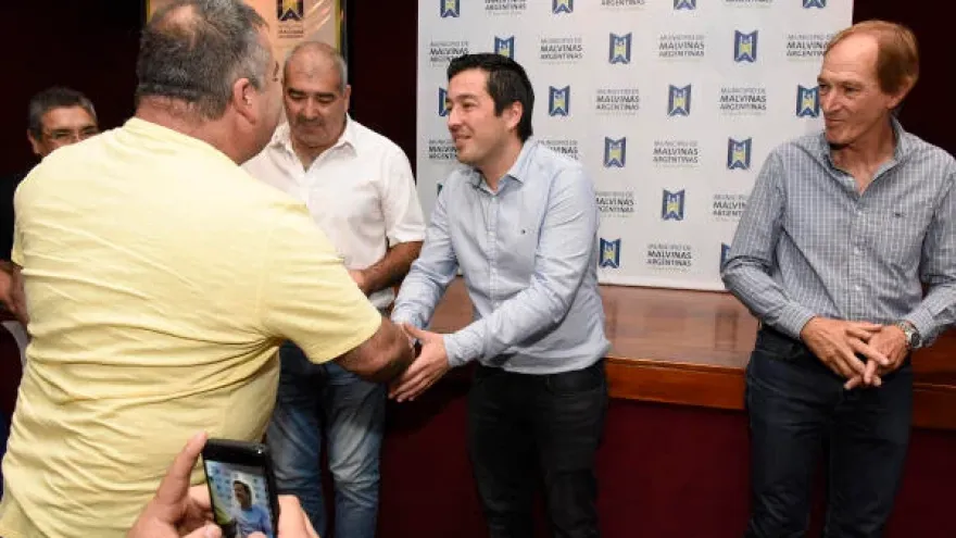 Malvinas Argentinas digitaliza la habilitación comercial: Ya se puede iniciar el trámite desde el celular
