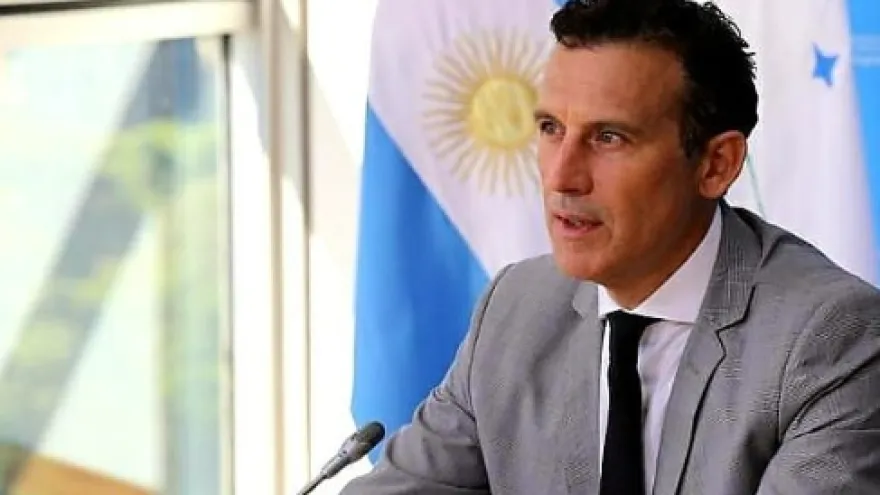 Guillermo Justo Chaves: “El gobierno utiliza la tensión con Brasil para tapar la crisis"