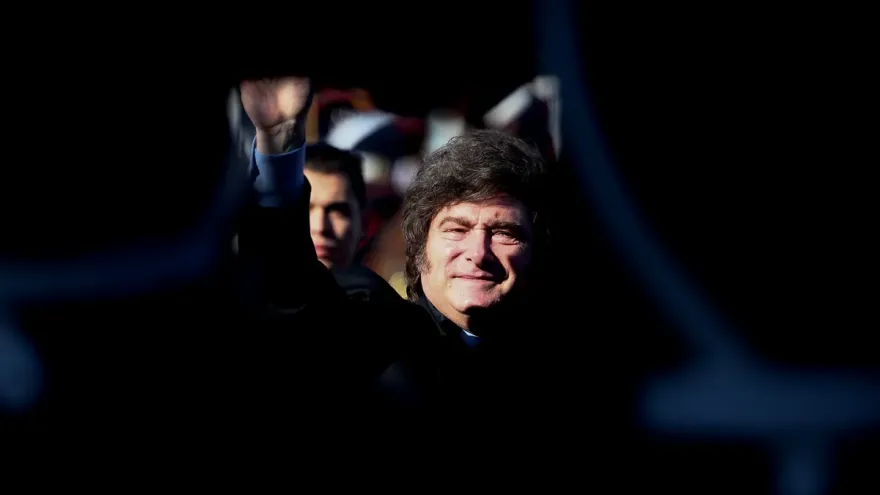 La crisis económica arrastra la imagen de Milei, que ya roza el 57 por ciento de rechazo