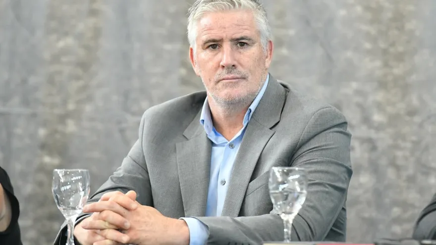 Facundo Diz: "El vínculo con Kicillof es la única forma de sobrevivir como municipio"