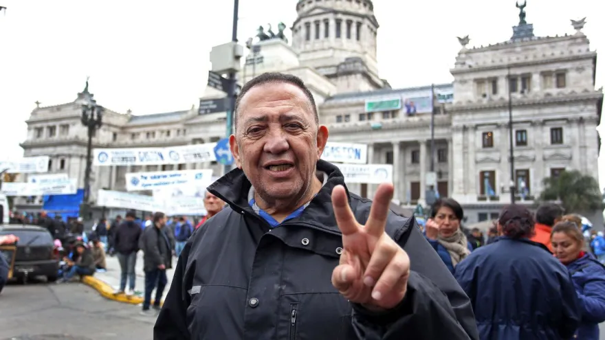 Luis D'Elía: "Máximo Kirchner labura para Milei y el sionismo para dinamitar a Kicillof”