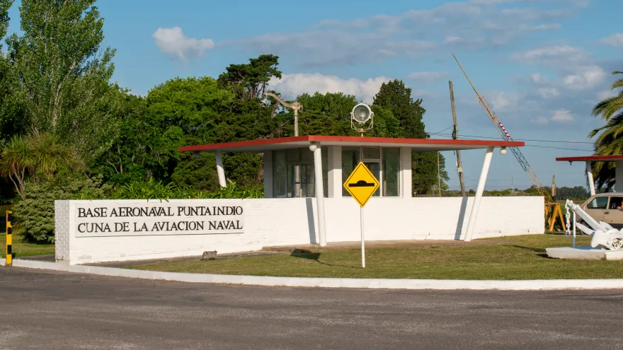 Base Aeronaval Punta Indio: "Se perderían 600 millones de pesos en la economía local"