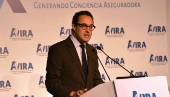 El caso Luis Caputo mostró la verdadera grieta: la de los ricos y poderosos con el resto del país